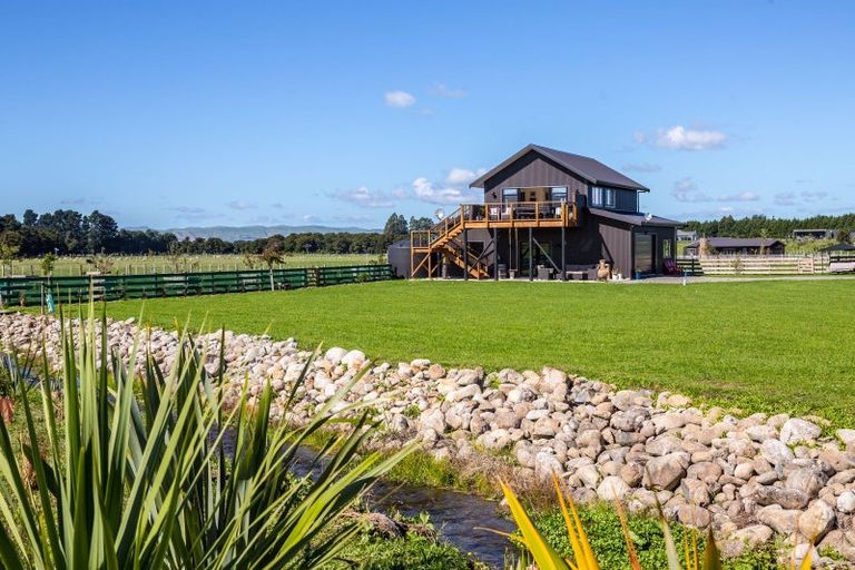 Photo of property in 50 Flax Cutter Lane, Woodside, Greytown, 5794