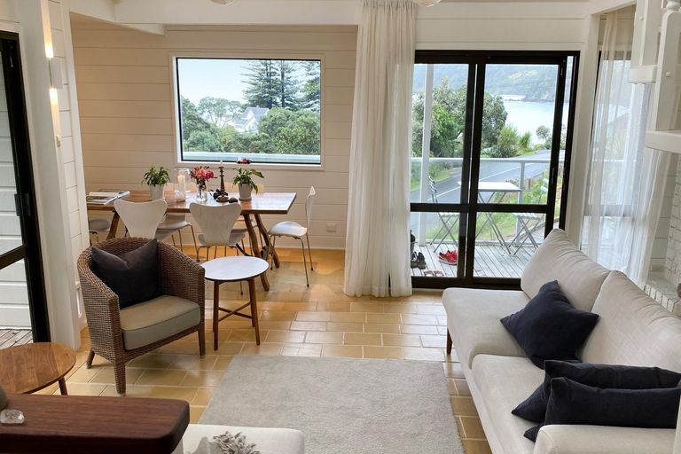 Photo of property in 47 Grand View Road, Leigh, 0985