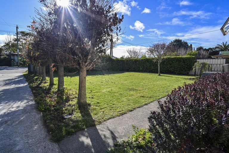 Photo of property in 26 Ferry Road, Clive, 4102