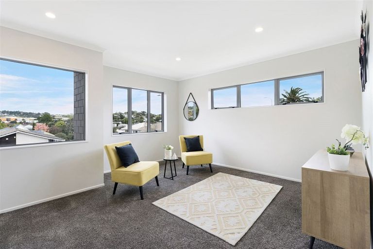 Photo of property in 2a Palmgreen Court, Stanmore Bay, Whangaparaoa, 0932