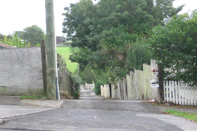 Photo of property in 91a Woodglen Road, Glen Eden, Auckland, 0602
