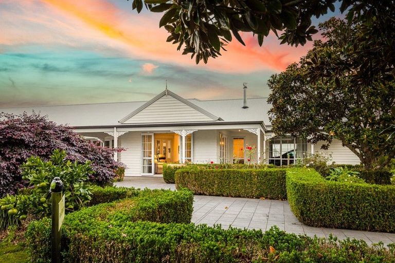 Photo of property in 430 Waitoki Road, Wainui, Silverdale, 0994