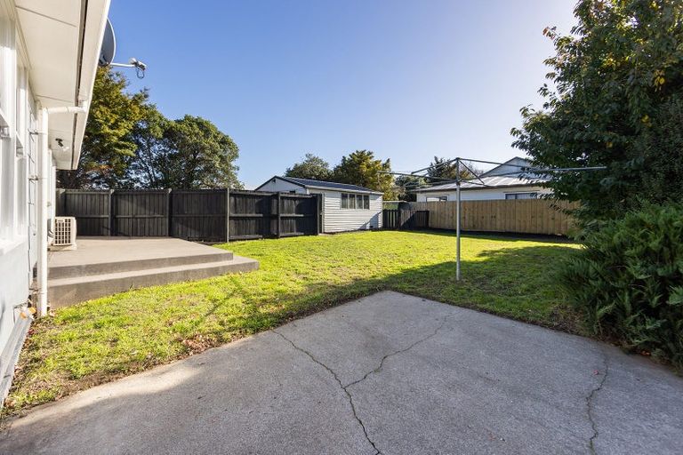 Photo of property in 31 Paddington Street, Northcote, Christchurch, 8052