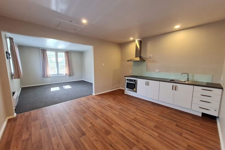 Photo of property in 2/16 Charles Street, Waltham, Christchurch, 8011