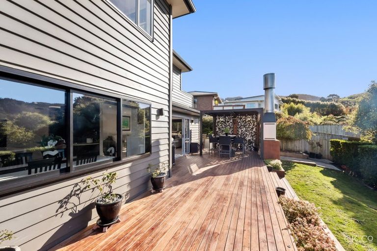 Photo of property in 15 Frankie Stevens Place, Riverstone Terraces, Upper Hutt, 5018