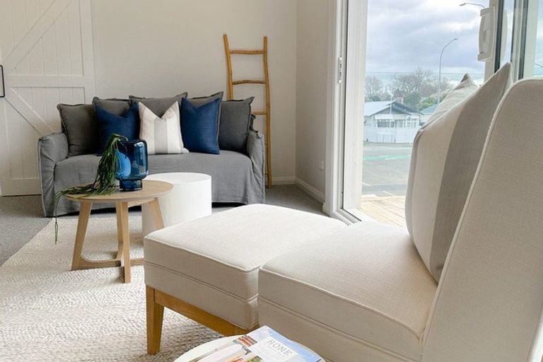 Photo of property in 2 Tiraumea Street, Palmerston North, 4410