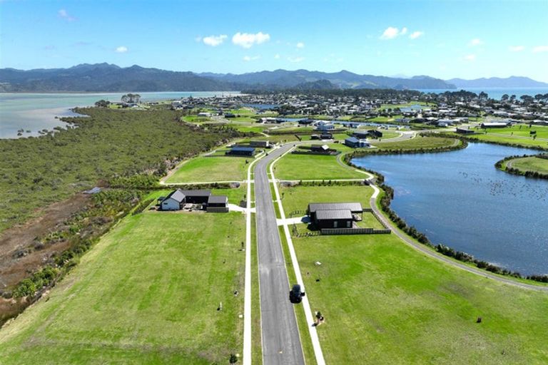 Photo of property in 172 Kopani Road, Matarangi, 3592