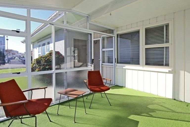 Photo of property in 1/204 Lyndon Road West, Hastings, 4122