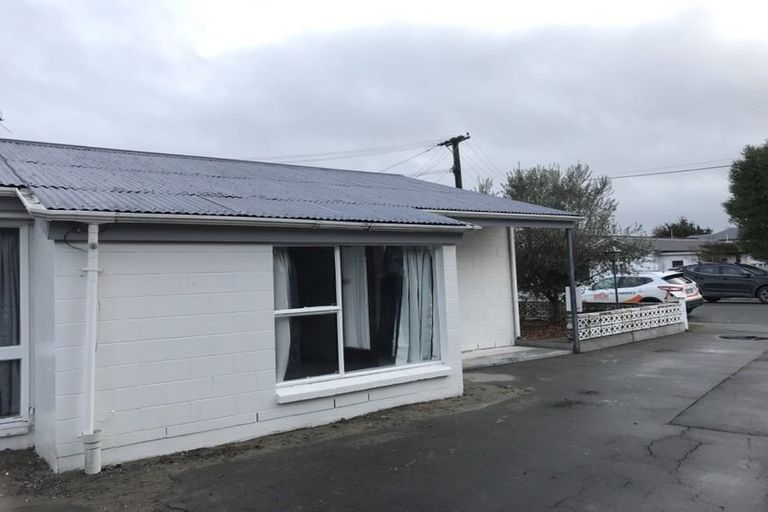 Photo of property in 12 Mcfaddens Road, St Albans, Christchurch, 8052