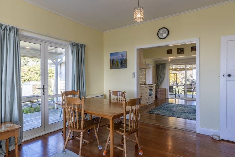 Photo of property in 208 Pukeora Scenic Road, Waipukurau, 4281