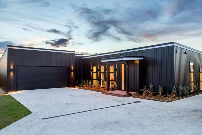 Photo of property in 7 Peony Drive, Greytown, 5712