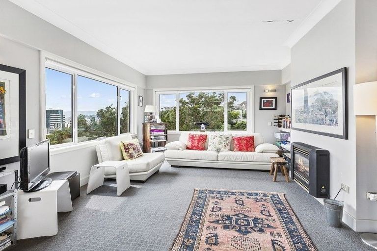 Photo of property in Samoa High Commission, 1f3 Wesley Road, Kelburn, Wellington, 6012