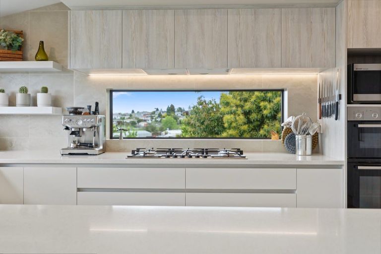 Photo of property in 73 Botanical Road, Tauranga South, Tauranga, 3112