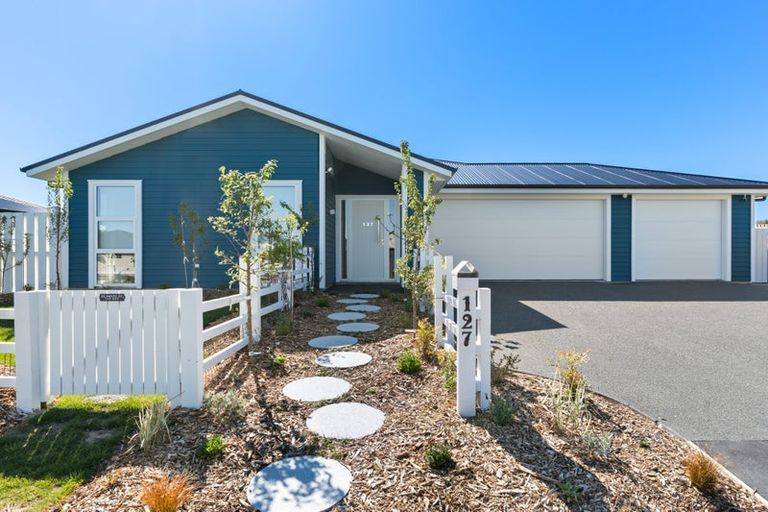 Photo of property in 127 Prestons Park Drive, Marshland, Christchurch, 8083