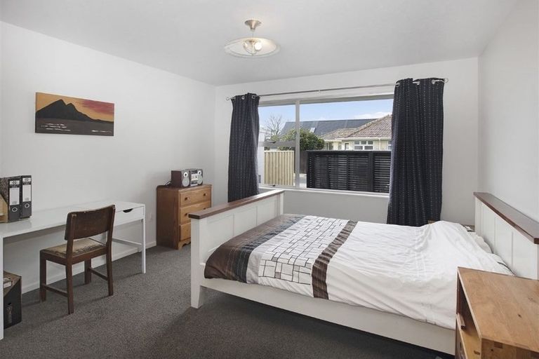 Photo of property in 1/7 Dover Street, St Albans, Christchurch, 8014