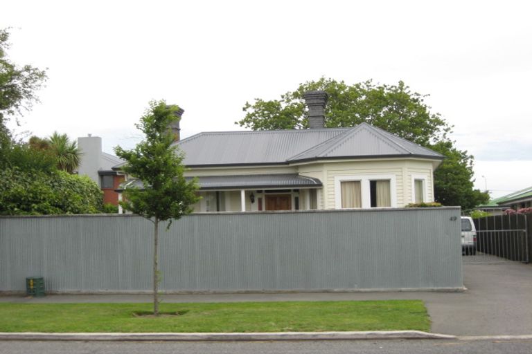 Photo of property in 49 Geraldine Street, Edgeware, Christchurch, 8013