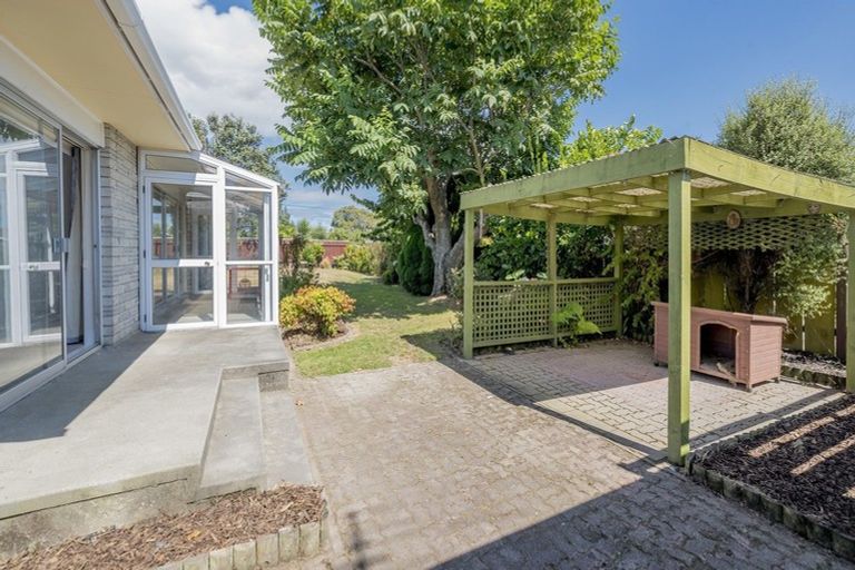 Photo of property in 84 Kirk Street, Otaki, 5512