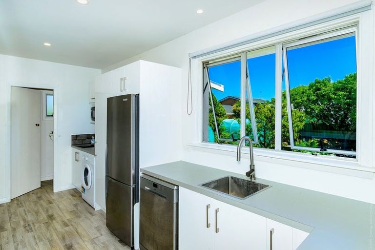 Photo of property in 318 Pine Avenue, South New Brighton, Christchurch, 8062