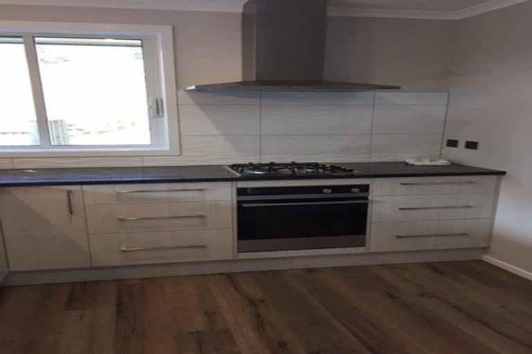 Photo of property in 102 Melksham Drive, Churton Park, Wellington, 6037