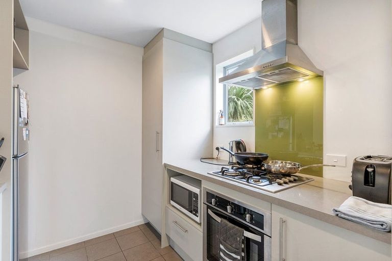 Photo of property in 2/2 Chelmsford Street, Ngaio, Wellington, 6035