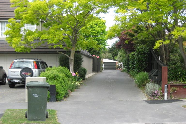 Photo of property in 16 Glenburn Place, Avonhead, Christchurch, 8042