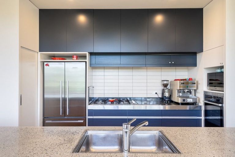 Photo of property in 4 Frances Street, Waikanae Beach, Waikanae, 5036