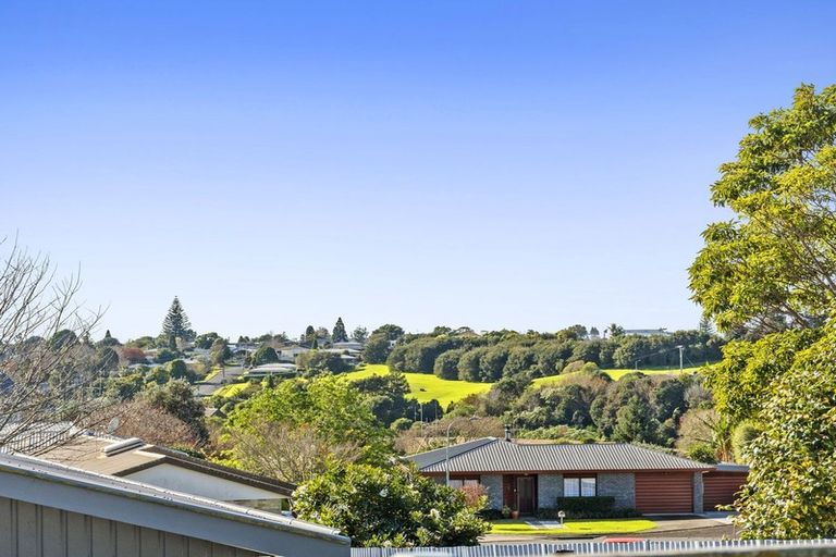 Photo of property in 1/15 Tuthill Street, Gate Pa, Tauranga, 3112