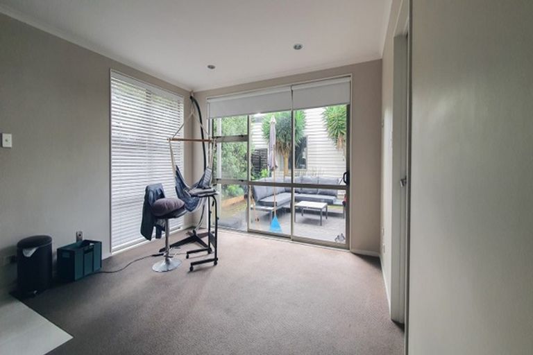 Photo of property in 63 Bruce Pulman Drive, Takanini, 2112