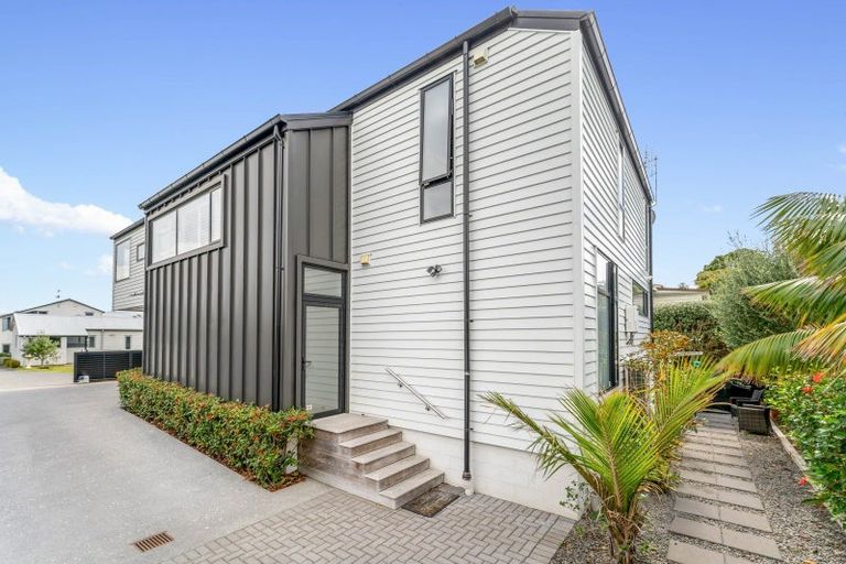 Photo of property in 5/73a The Parade, Bucklands Beach, Auckland, 2012