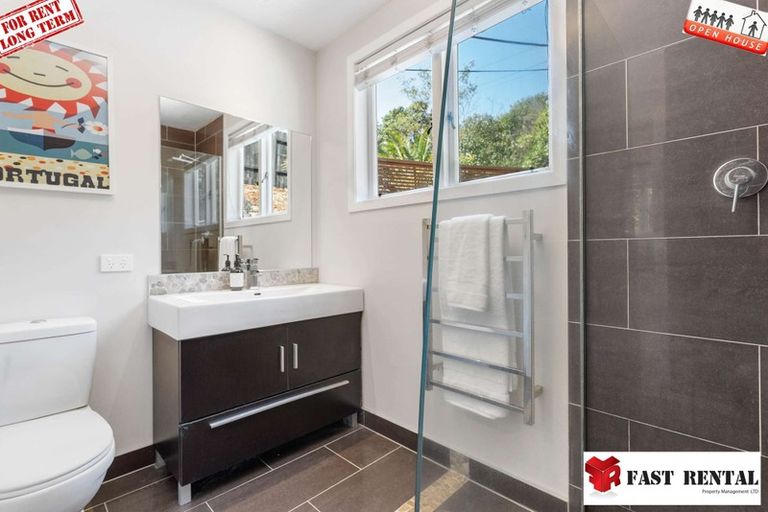 Photo of property in 612 East Coast Road, Pinehill, Auckland, 0630