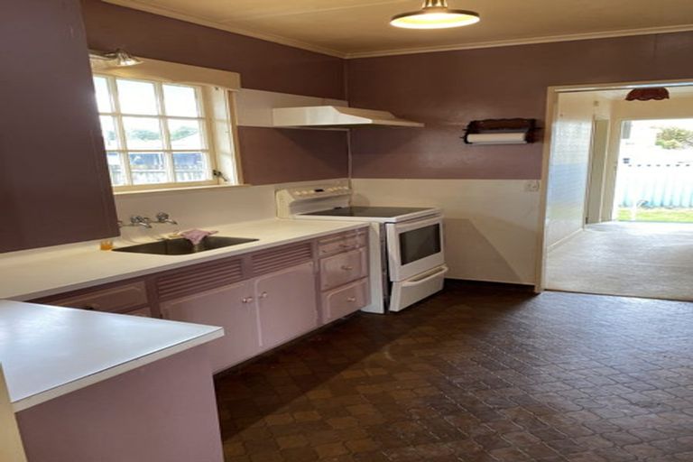 Photo of property in 186 High Street, Eltham, 4322