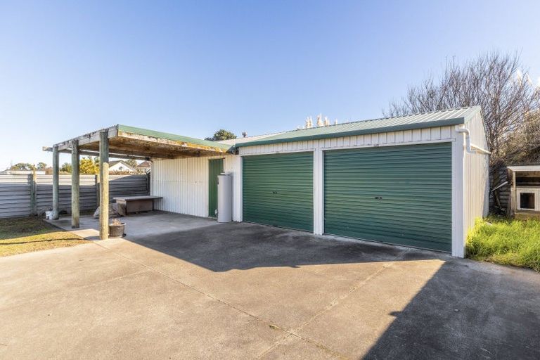 Photo of property in 152 Puriri Street, Castlecliff, Whanganui, 4501