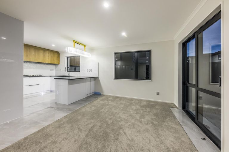 Photo of property in 145a Browns Road, Manurewa, Auckland, 2102