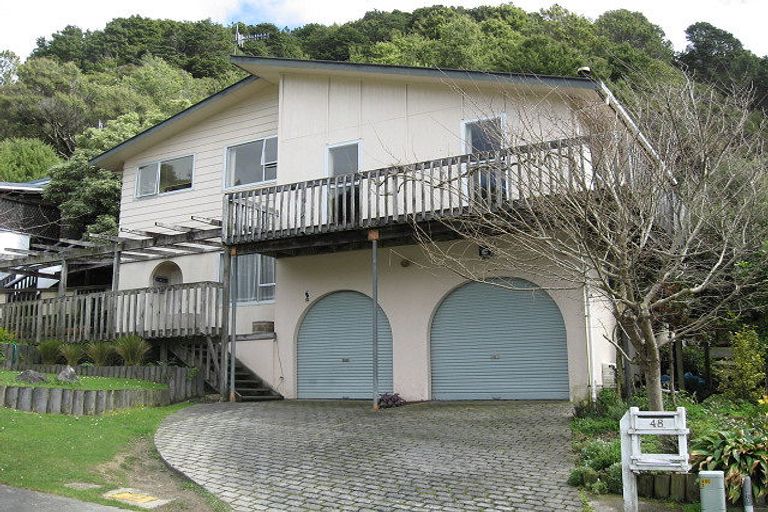 Photo of property in 48 Kowhai Street, Wainuiomata, Lower Hutt, 5014