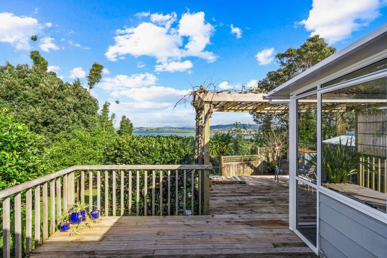 Photo of property in 10 Edge Street, Onerahi, Whangarei, 0110