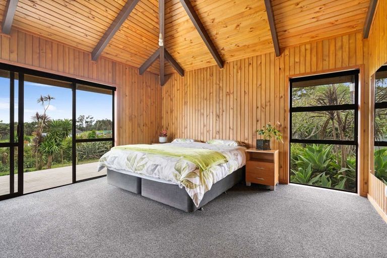 Photo of property in 158 Mcleod Road, South Head, Helensville, 0874