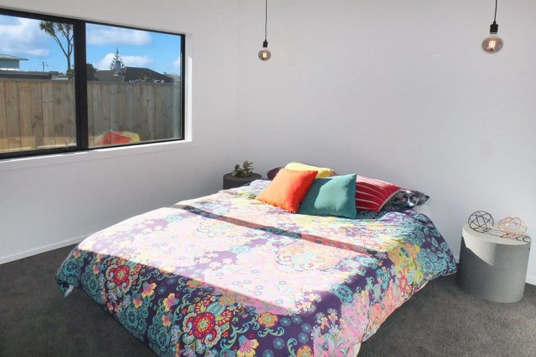 Photo of property in 14a Awahou Place, Foxton, 4814