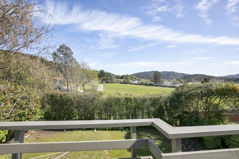 Photo of property in 26 Holland Street, Wainuiomata, Lower Hutt, 5014