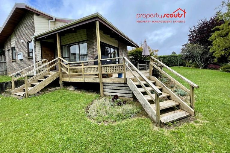 Photo of property in 3 Highlands Place, Highlands Park, New Plymouth, 4312