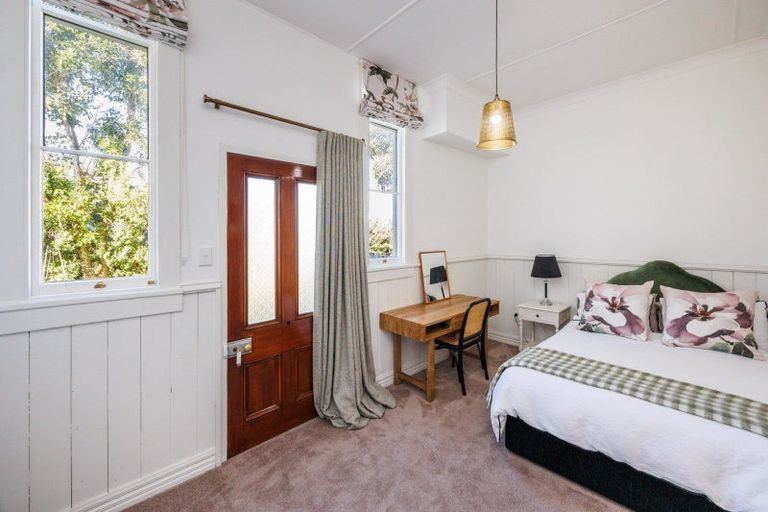Photo of property in 6 Edwards Street, Kimbolton, Feilding, 4777