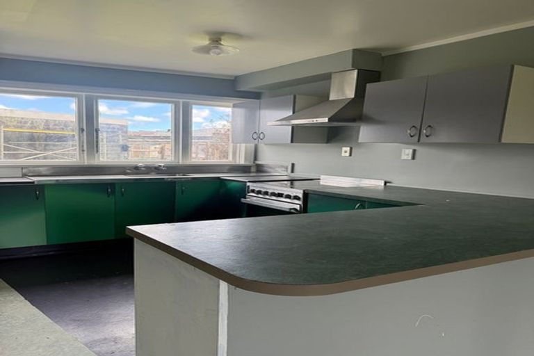 Photo of property in 12 Daysh Street, Avalon, Lower Hutt, 5011