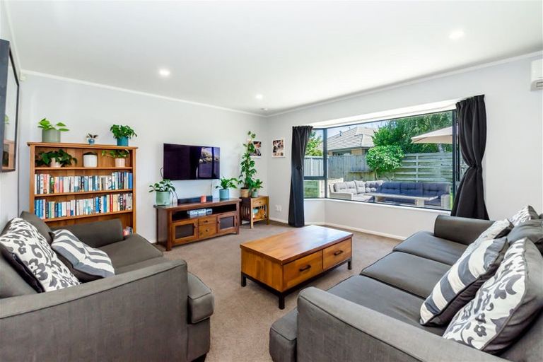 Photo of property in 49 Makarini Street, Paraparaumu, 5032