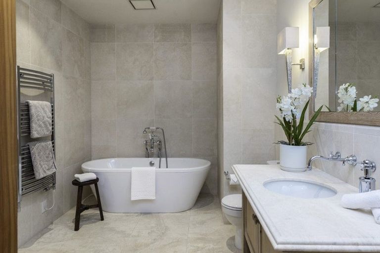 Photo of property in 5 Saint Barnabas Lane, Fendalton, Christchurch, 8052