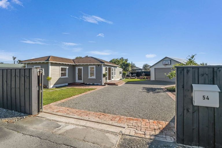 Photo of property in 54 Marriotts Road, North New Brighton, Christchurch, 8083