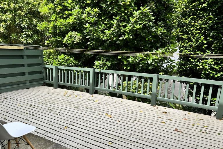 Photo of property in 219f2 Grant Road, Thorndon, Wellington, 6011