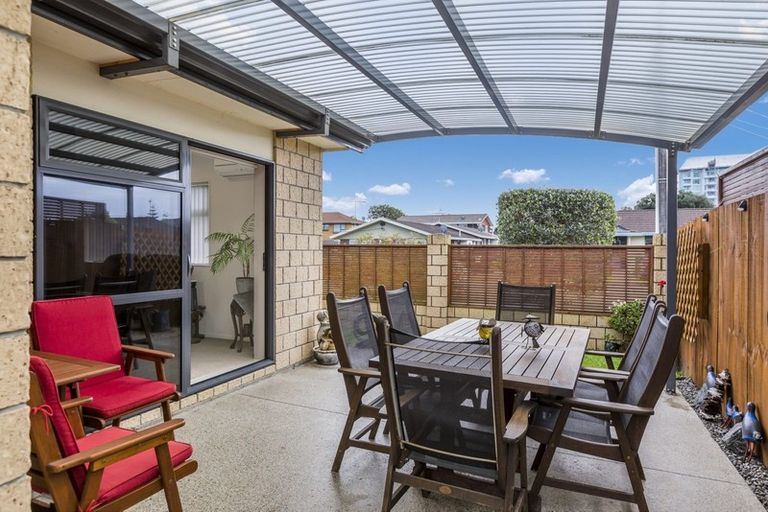 Photo of property in 28 Riverside Road, Orewa, 0931