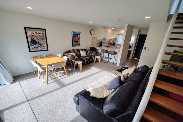 Photo of property in 2/419 Madras Street, St Albans, Christchurch, 8014