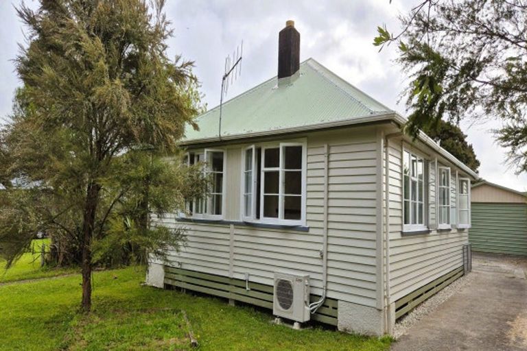 Photo of property in 66 Domett Street, Westport, 7825