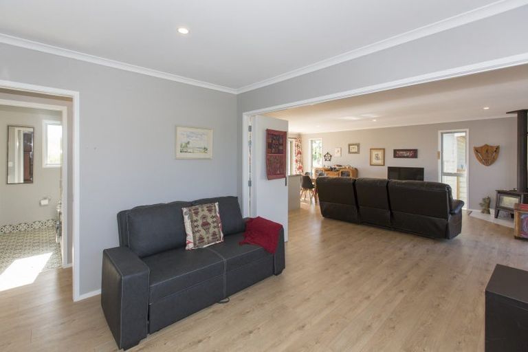 Photo of property in 10 Sunset Drive, Baylys Beach, Dargaville, 0377
