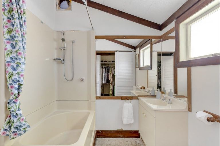 Photo of property in 574 Victoria Road, Pukemoremore, Cambridge, 3493